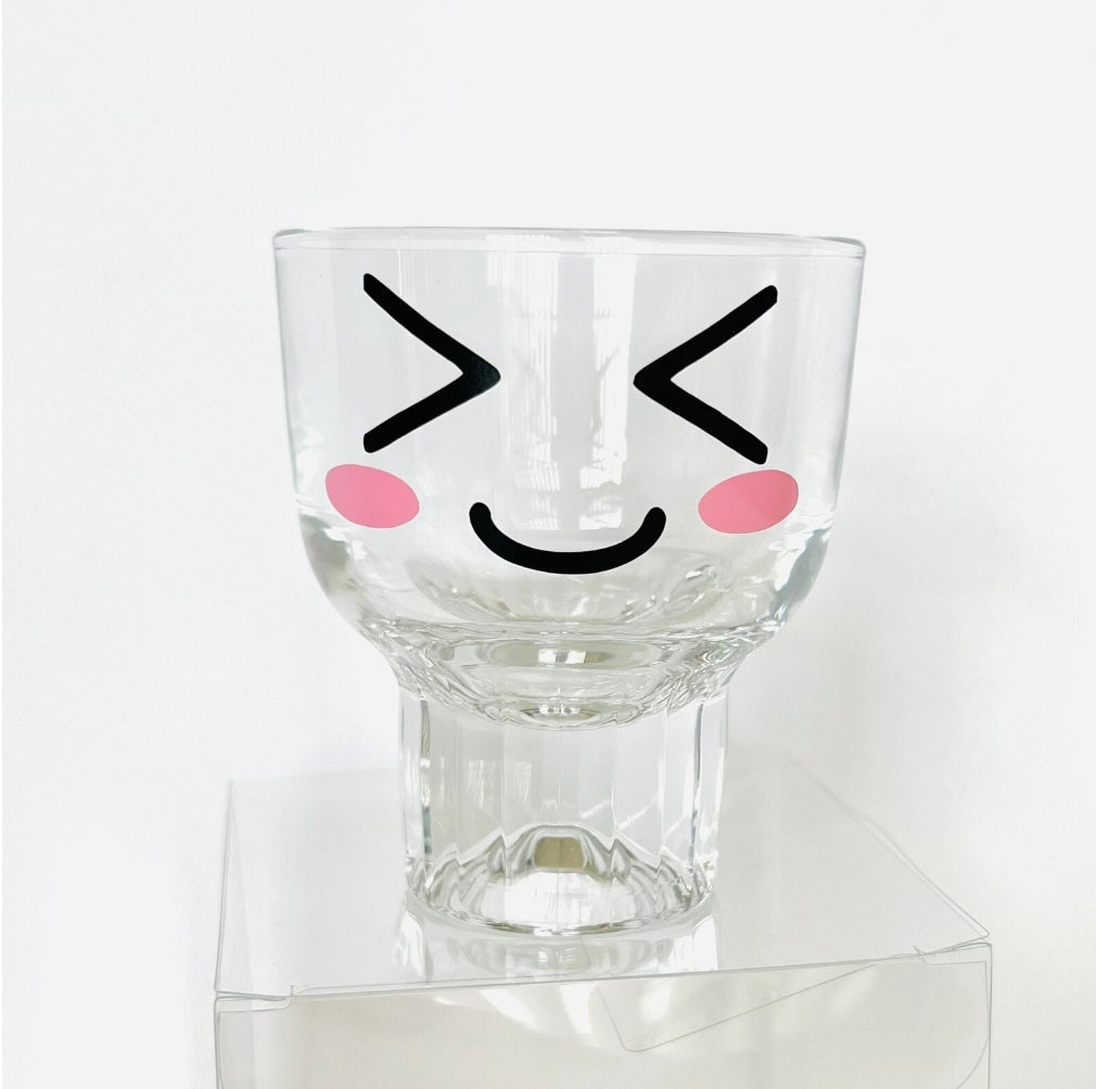 kawaii face drinking glasses